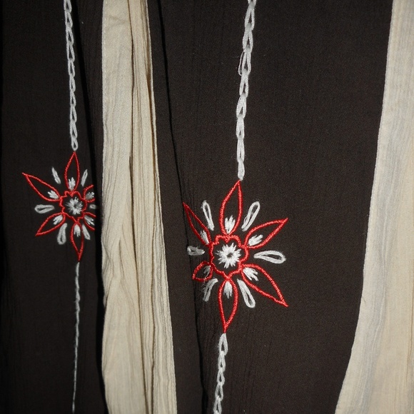 2/$15 Vintage look Brown and cream circle skirt, 0 - Picture 7 of 7